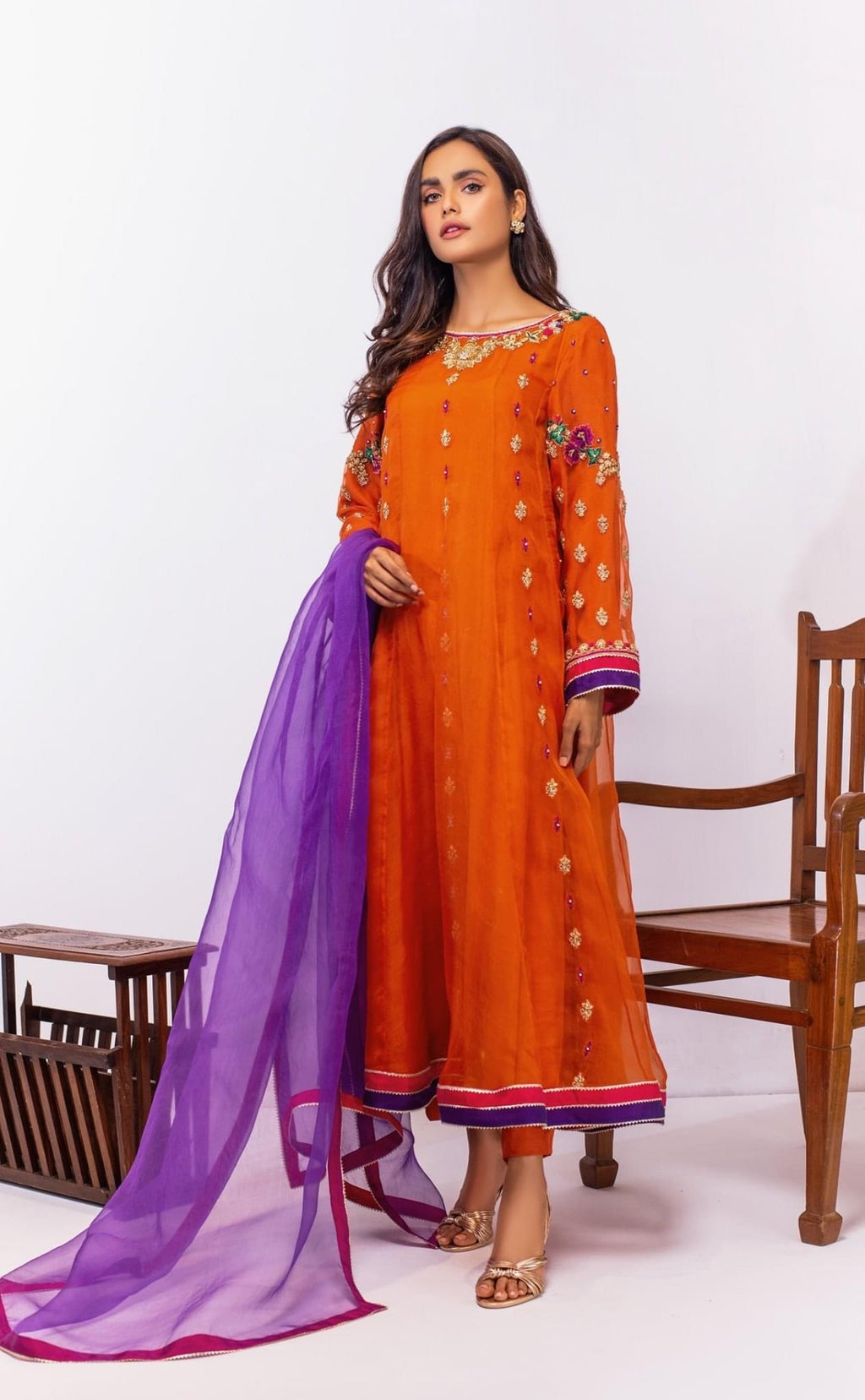 Code: ILC 1737 (3 Piece)