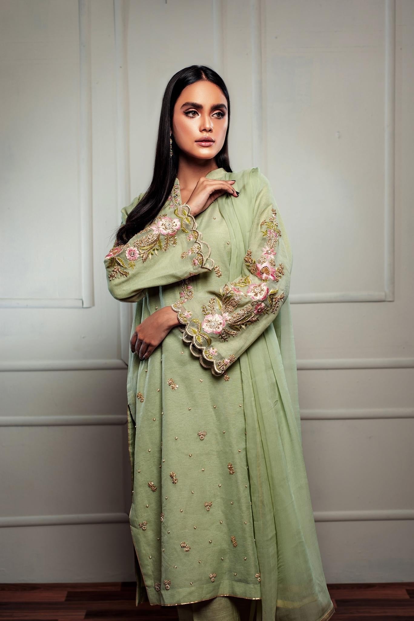 Code: ILC 1656 (3 Piece Suit) – I-LACE